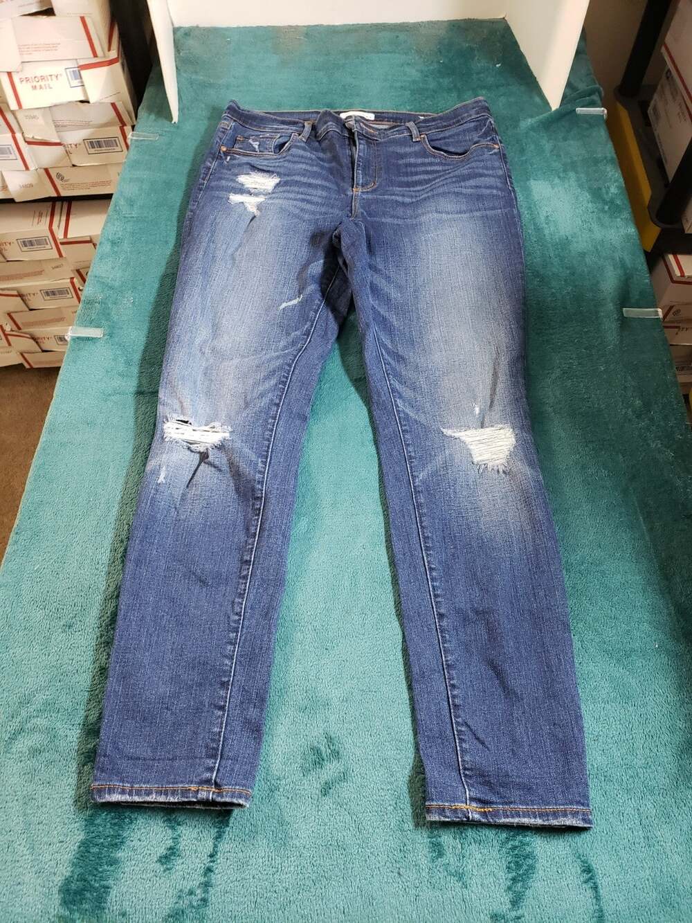 Loft Jeans Size 12 Womens Blue Denim Stretch Pants Mid Rise Modern Skinny